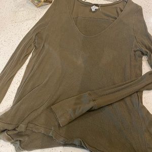 Green Free People tunic with thumb holes. Sz M